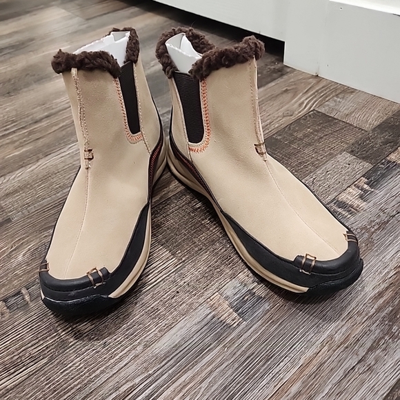 Land's End Tan Boots - Picture 1 of 6